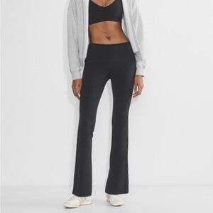 Golden Butter Foldover Bootcut 32” Legging